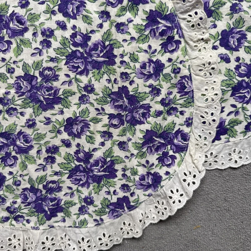 Vintage Handmade White Eyelet Lace‎ Apron Purple Floral Country Cottagecore